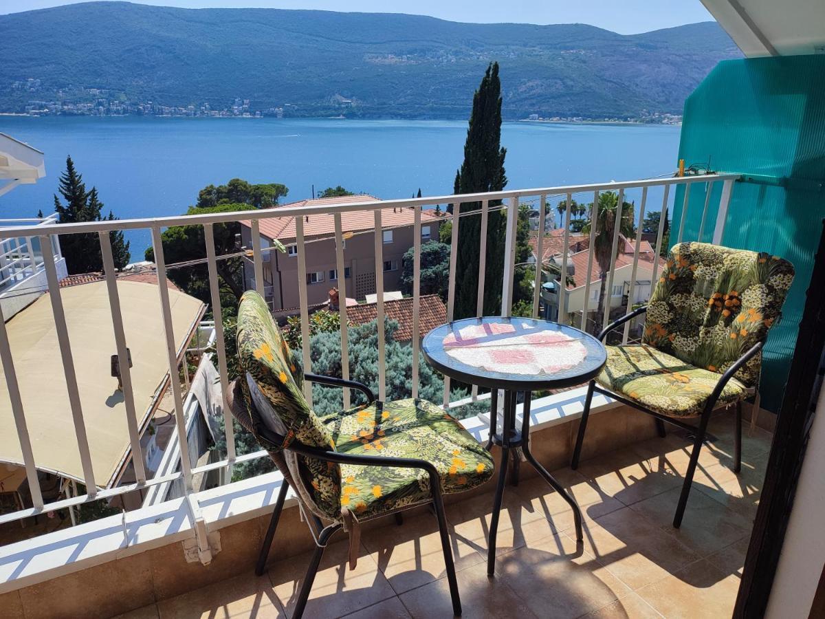 Smestaj Vella Herceg Novi Exterior foto