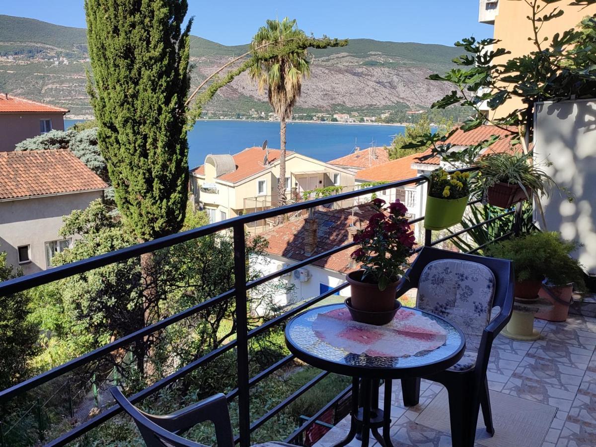 Smestaj Vella Herceg Novi Exterior foto