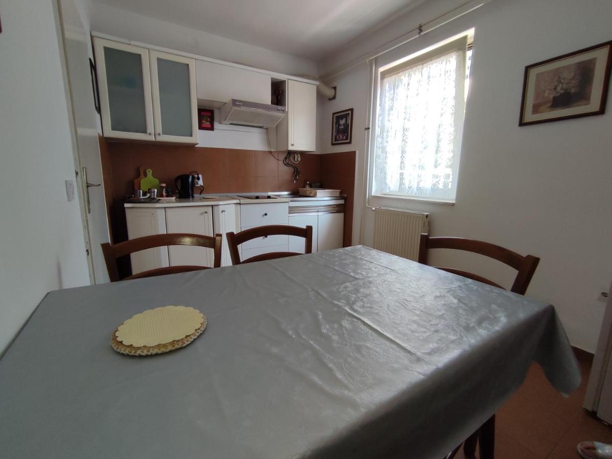 Smestaj Vella Herceg Novi Exterior foto