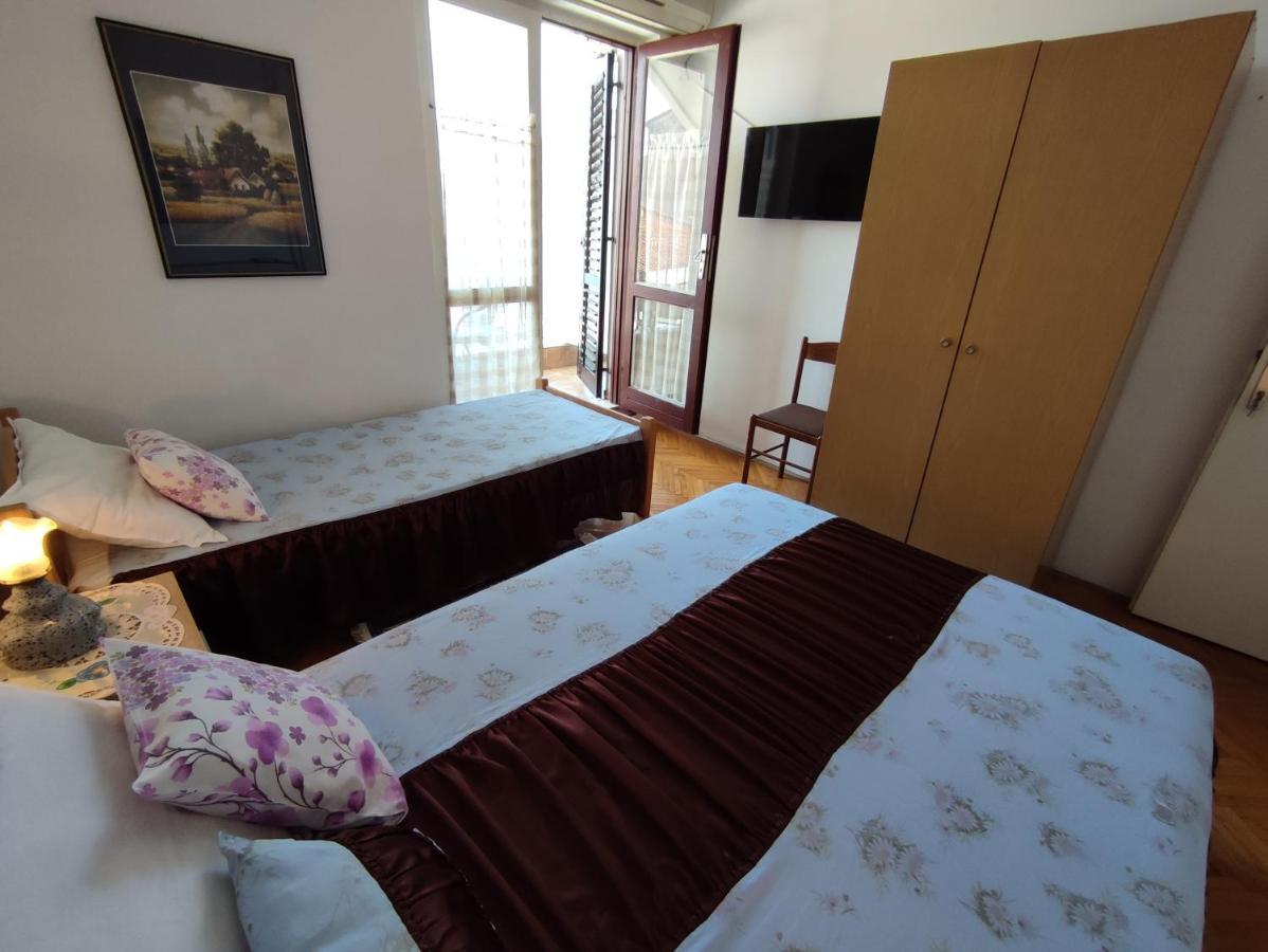 Smestaj Vella Herceg Novi Exterior foto